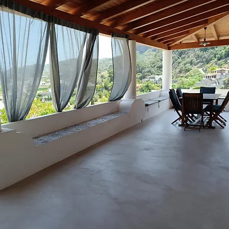 Casa Eolie Relax * ليباري