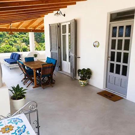 Casa Eolie Relax ليباري